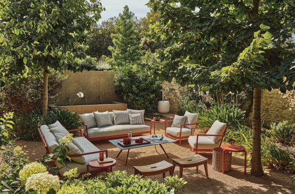 Уличные прямые диваны Flexform