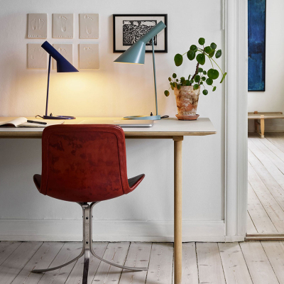 AJ Mini Table Louis Poulsen