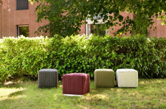 Уличные пуфы Flexform