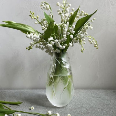 Nymphes Vase Lalique