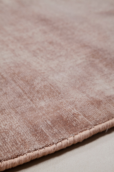 Whisper Round Amini Carpets