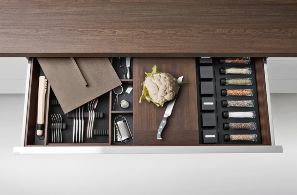 Smoked OAK Drawers and PAN Drawers Accessories Molteni&C