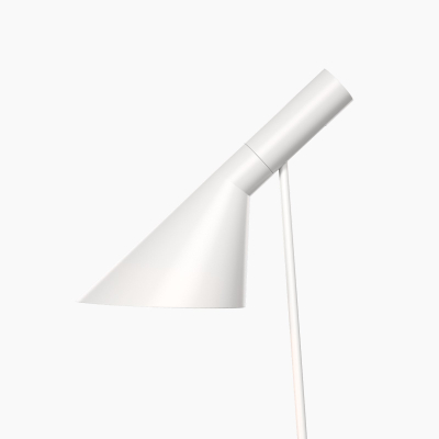 AJ Table Louis Poulsen