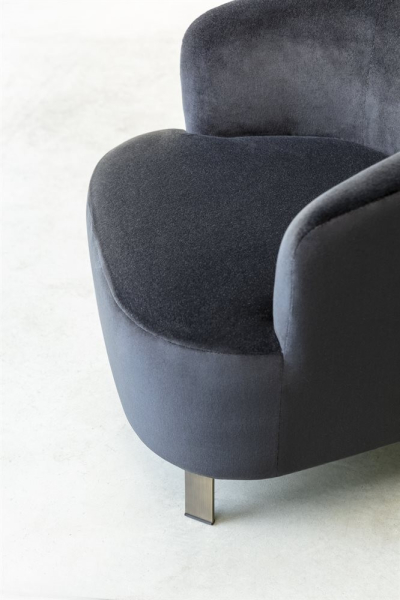 Copine Bergere Steel Porada