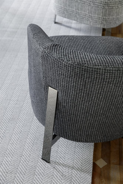 Copine Bergere Steel Porada