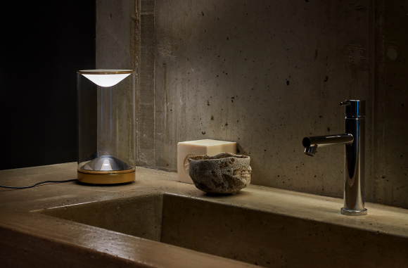 Настольные светильники Lumina