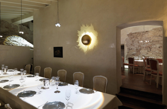 PostKrisi W 21/40 Catellani Smith