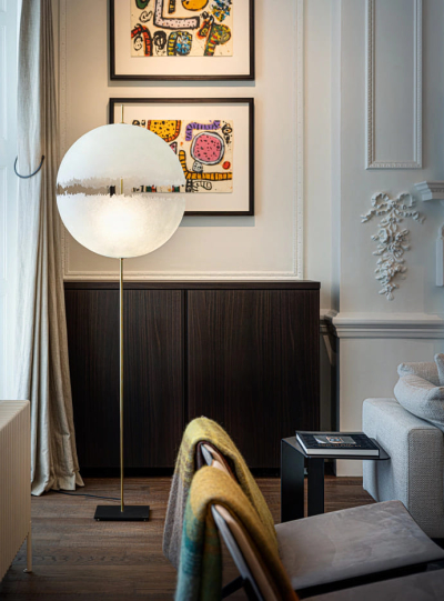 PostKrisi F 64 Catellani Smith