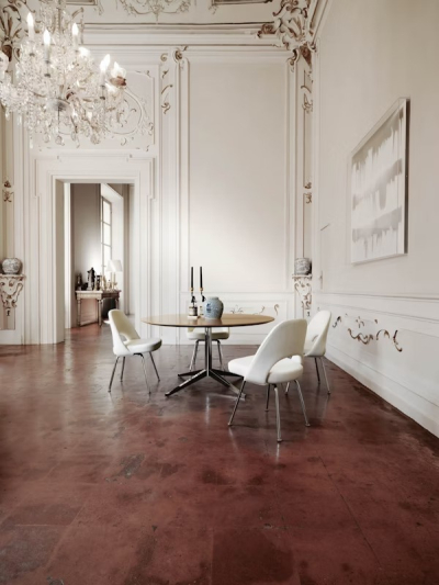 Saarinen Executive Knoll