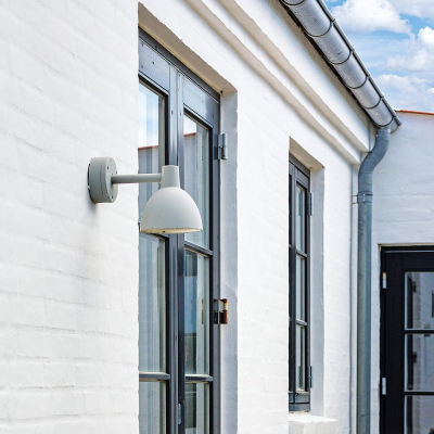 Toldbod 155 Wall Louis Poulsen