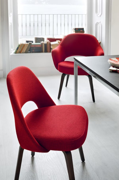 Saarinen Executive Knoll