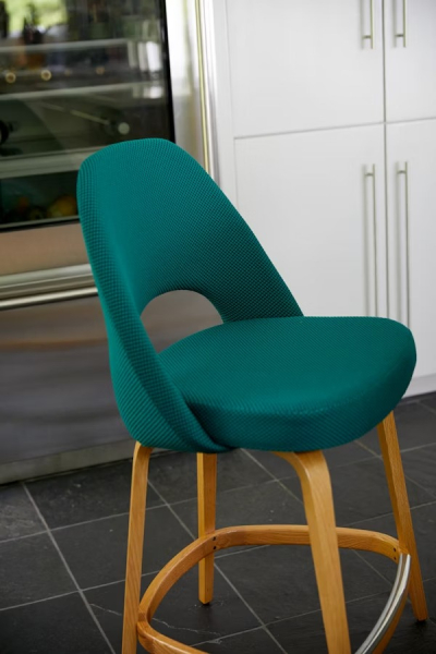 Saarinen Executive Knoll