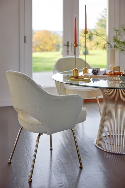 Saarinen Executive Knoll