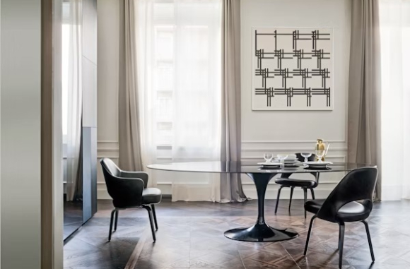 Saarinen Executive Knoll