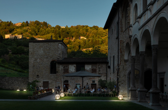 Medousê F Catellani Smith