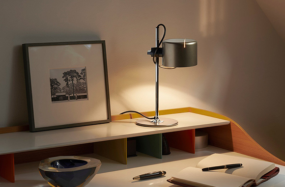 Настольные лампы Oluce