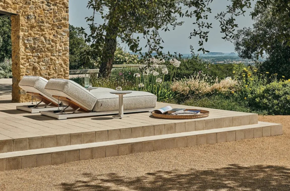 Milos Outdoor Flexform