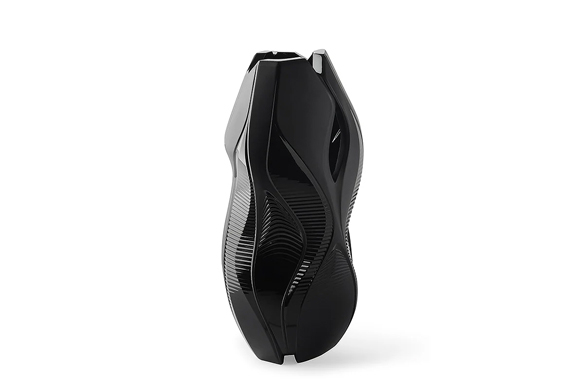 Manifesto Vase Black Crystal Lalique & Zaha Hadid