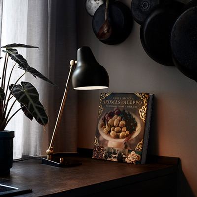 VL38 Table Louis Poulsen